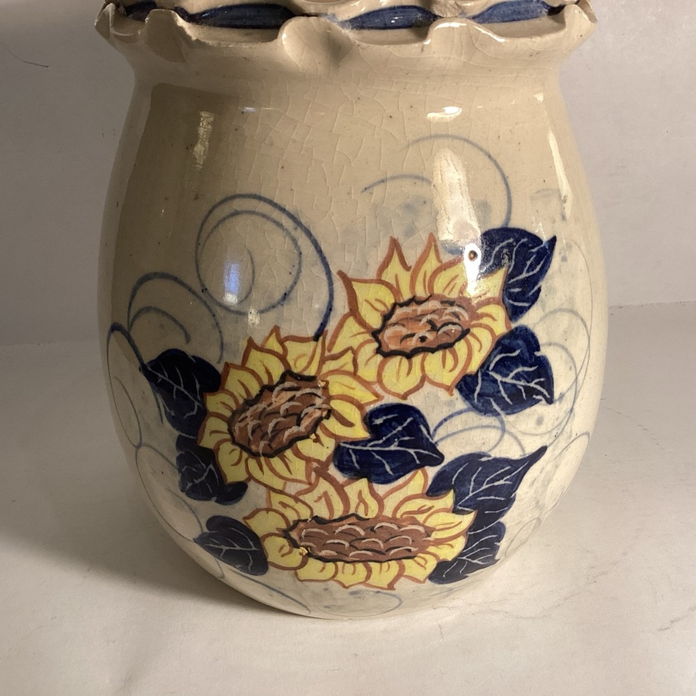 Marshall pottery vase